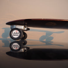 Laden Sie das Bild in den Galerie-Viewer, Radkappen für Slide Surfskate 70mm Rad
